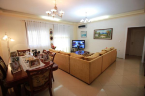Elida Apartments